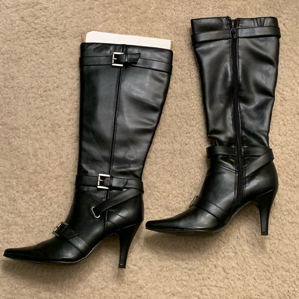 Knee high Kenneth Cole black boots